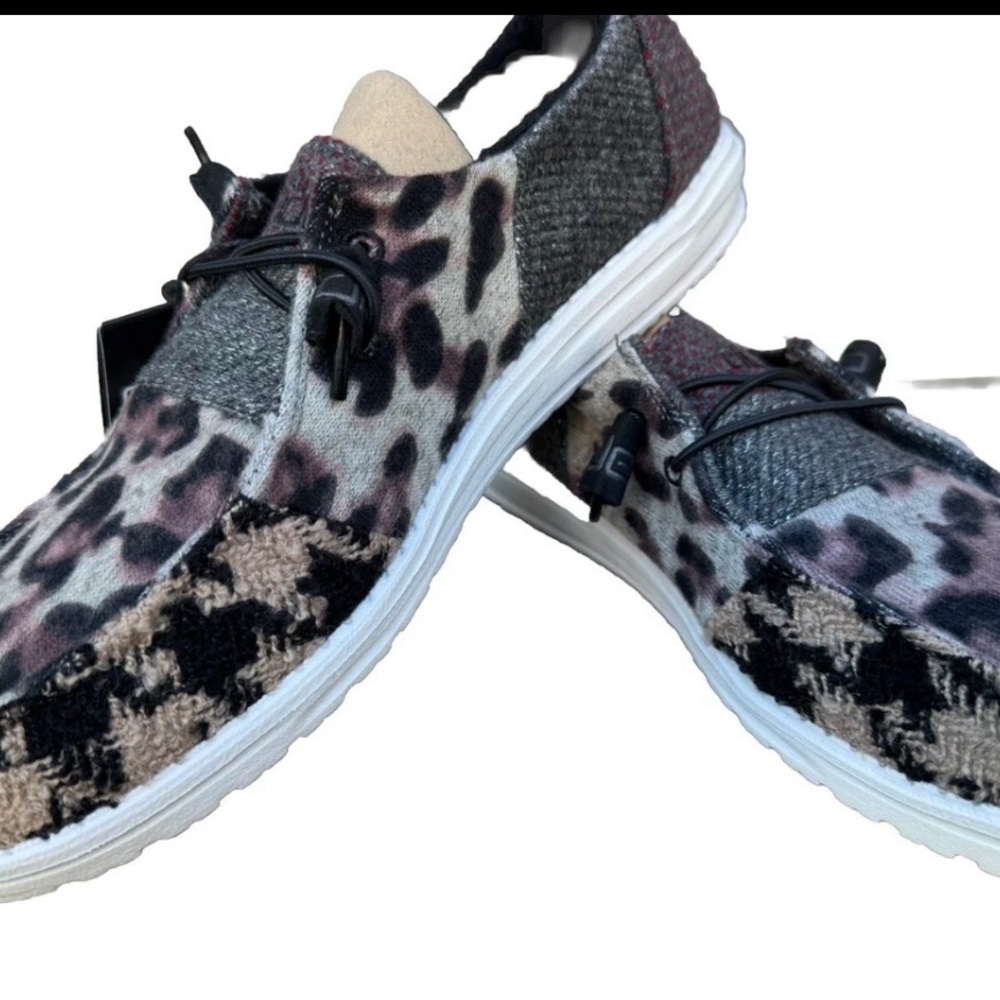 Hey Dude Wendy Woman’s Patchwork Java Lightweight Slip-on Shoe Size 11